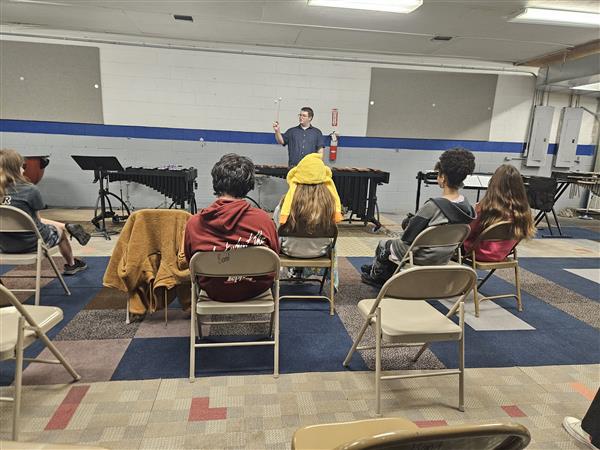 NSM Alumni Visits to Teach Students
